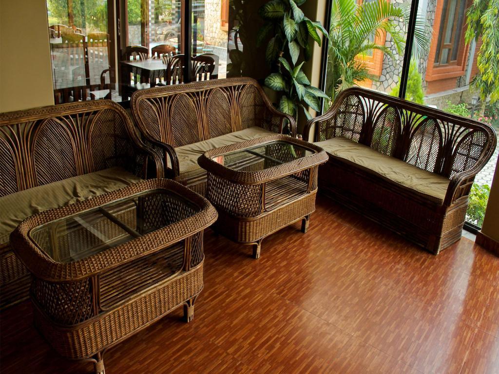 Hotel Peninsula Pokhara Exterior photo